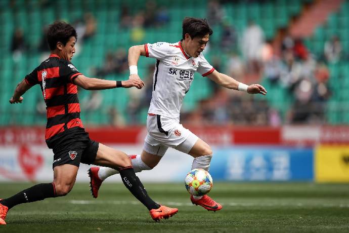 Nhận định, soi kèo Pohang Steelers vs Jeju United, 17h30 ngày 28/8: Bất phân thắng bại